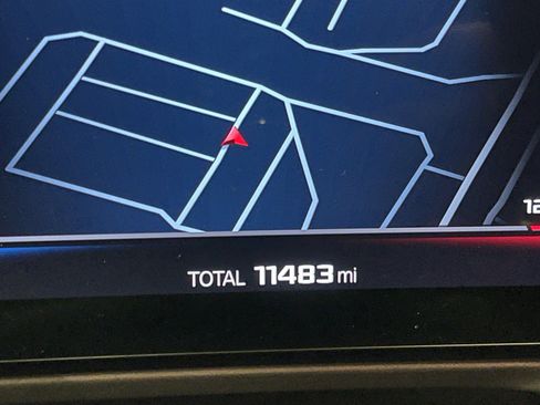 Used 2024 BMW M4 Competition w/ Executive Package image 21