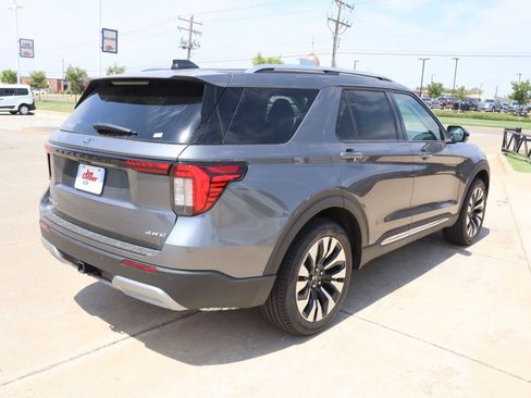 New 2026 Ford Explorer Platinum w/ LUX Leather Package AWD/4WD image 22