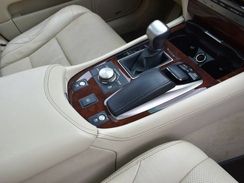 Used 2014 Lexus LS 460 AWD w/ Comfort Package image 27