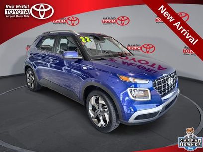 Used 2022 Hyundai Venue Limited w/ Cargo Package