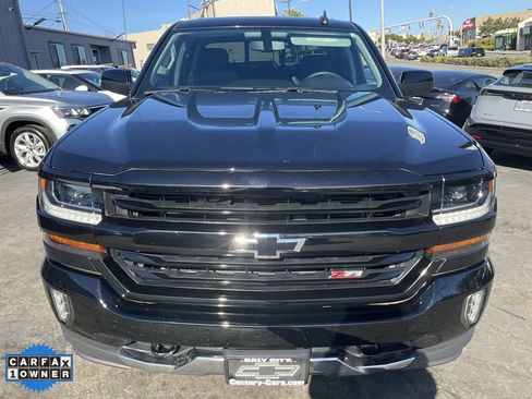 Used 2017 Chevrolet Silverado 1500 LT w/ All Star Edition image 2