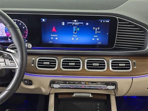 Certified 2025 Mercedes-Benz GLS 450 4MATIC image 20