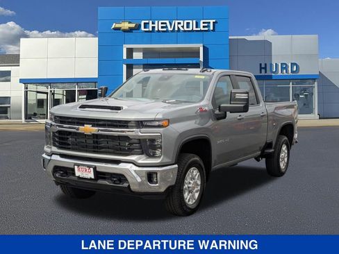 New 2026 Chevrolet Silverado 3500 LT AWD/4WD image 8