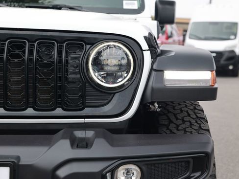 Used 2025 Jeep Wrangler Unlimited Sport S 4xe AWD/4WD image 5
