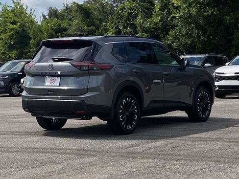 Used 2026 Nissan Rogue Dark Armor FWD image 3