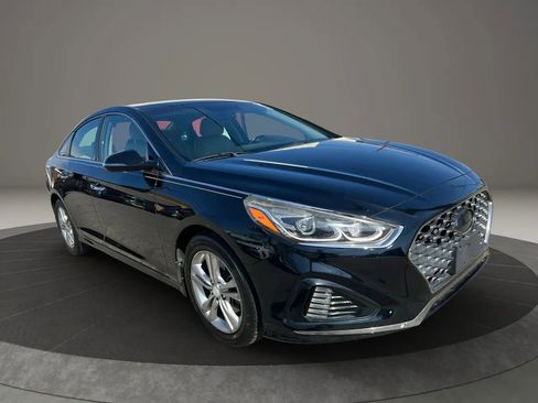 Used 2018 Hyundai Sonata Limited FWD image 3