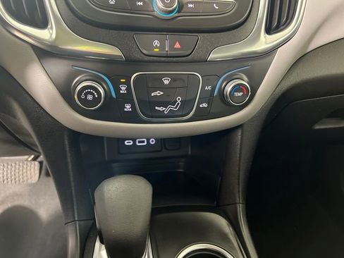 Used 2024 Chevrolet Equinox LS w/ LS Convenience Package image 19