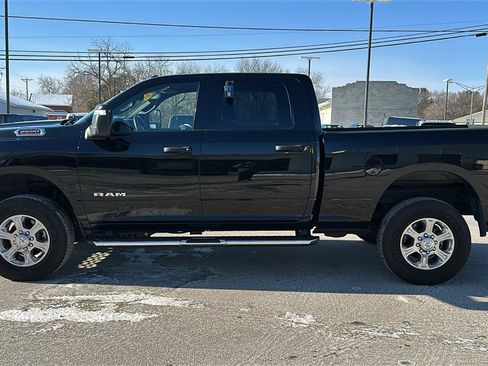 Used 2024 RAM 2500 Big Horn w/ Bed Utility Group image 4