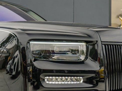 Used 2024 Rolls-Royce Phantom Sedan image 64