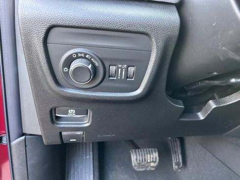 New 2026 Jeep Grand Cherokee Altitude image 24