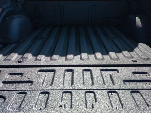 Used 2024 Ford F150 Lightning XLT image 28