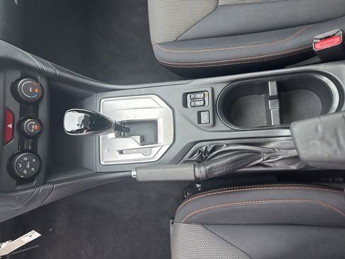 Used 2018 Subaru Crosstrek 2.0i Premium w/ Popular Package #3 image 39