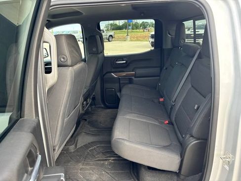 Used 2019 Chevrolet Silverado 1500 LT Trail Boss AWD/4WD image 18