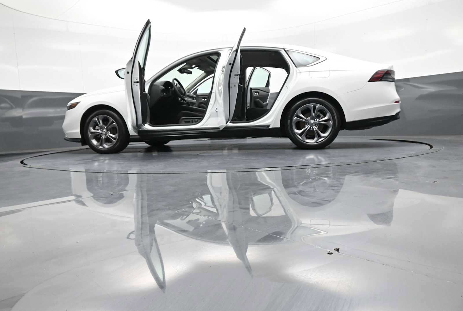 Certified 2024 Honda Accord EX image 48