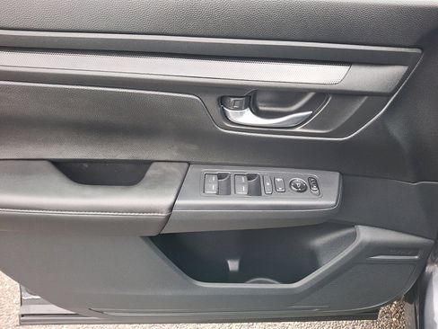 Used 2025 Honda CR-V LX image 22