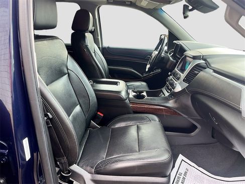 Used 2020 GMC Yukon XL SLT image 30