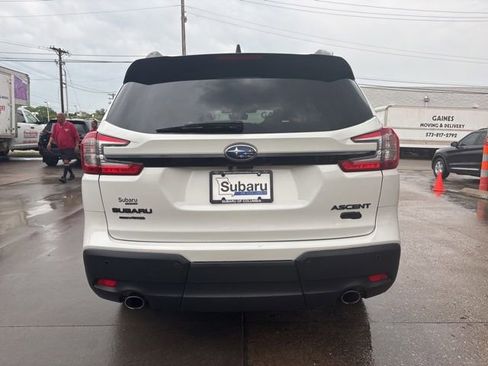Used 2023 Subaru Ascent Onyx Edition AWD/4WD image 6