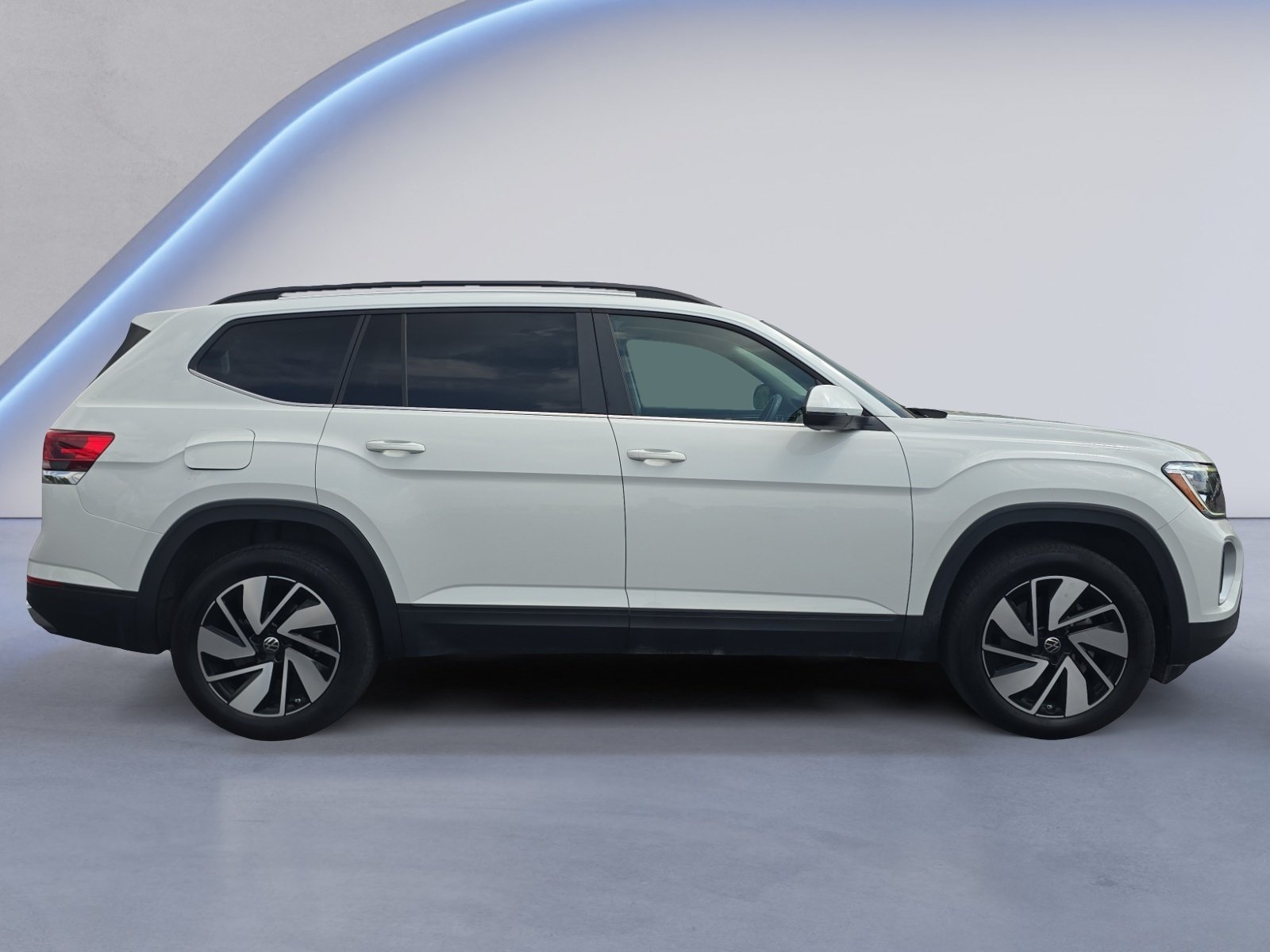 Used 2024 Volkswagen Atlas SE AWD/4WD image 7