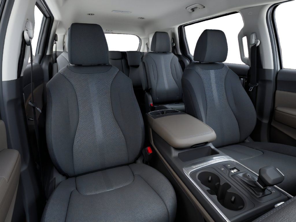 New 2027 Kia Carnival LX FWD image 15