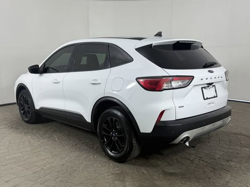 Used 2020 Ford Escape SE Sport AWD/4WD image 5