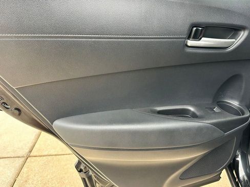 Used 2025 Toyota Corolla Cross XLE w/ Convenience Package FWD image 19