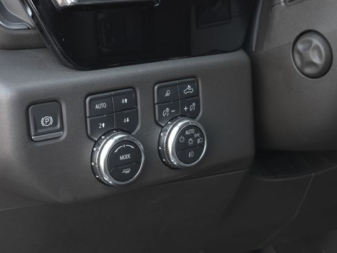 Used 2024 GMC Sierra 1500 SLT w/ SLT Premium Plus Package image 26