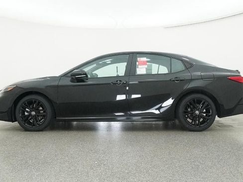 New 2026 Toyota Camry SE image 19