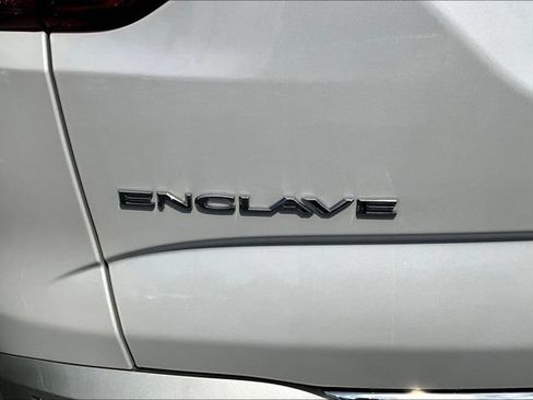 Used 2023 Buick Enclave Essence w/ Experience Buick Package FWD image 24