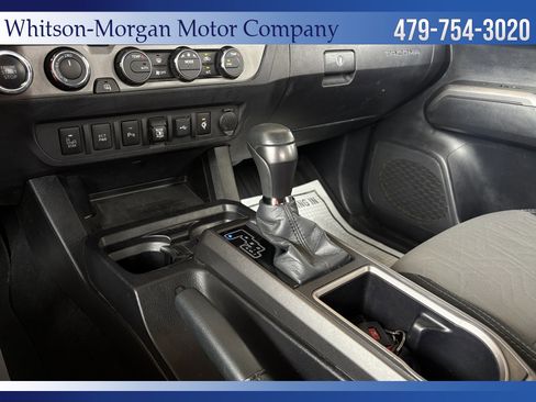 Used 2021 Toyota Tacoma TRD Off-Road w/ Technology Package AWD/4WD image 27