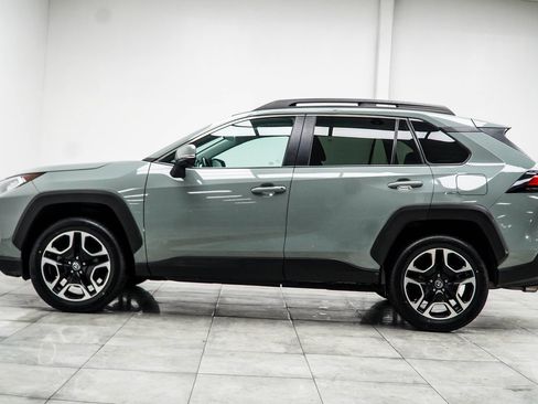 Used 2020 Toyota RAV4 Adventure w/ Convenience Package AWD/4WD image 10