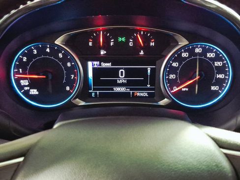 Used 2016 Chevrolet Malibu LT w/ Leather Package FWD image 14