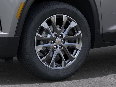 New 2026 Chevrolet Traverse LT w/ Sun and Wheel Package FWD image 9