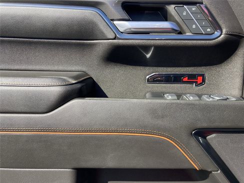 Used 2024 GMC Sierra 1500 AT4 w/ Technology Package image 27