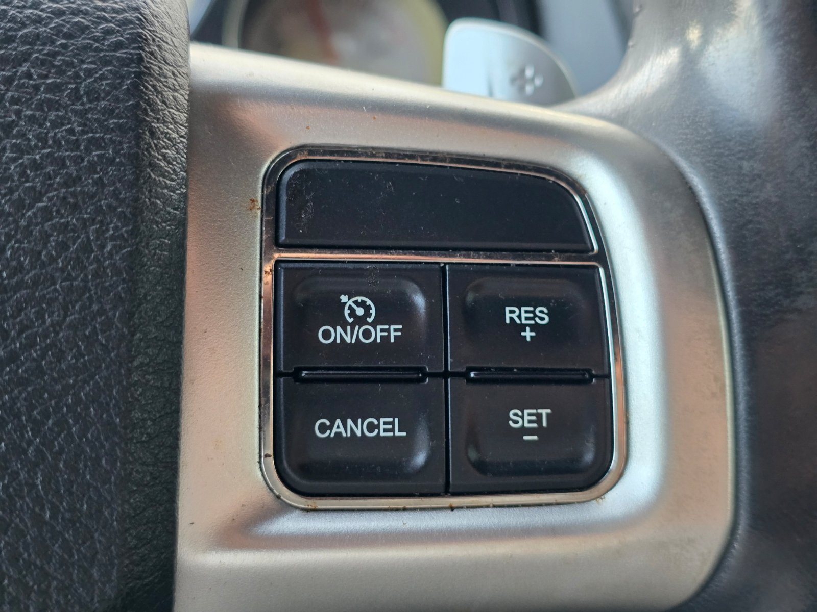 Used 2012 Dodge Challenger R/T RWD image 24