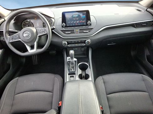 Used 2021 Nissan Altima 2.5 SV image 11