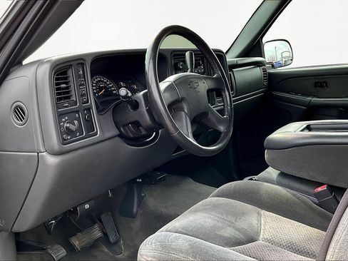 Used 2003 Chevrolet Silverado 2500 LS image 19
