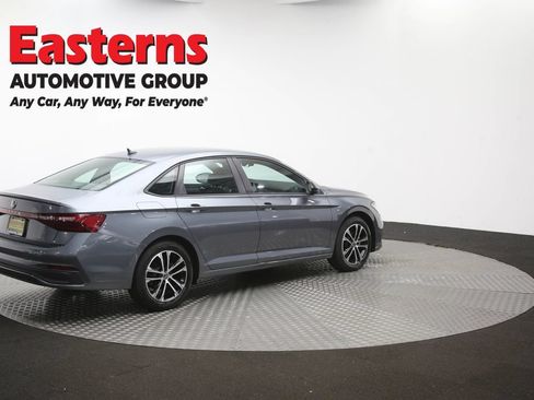 Used 2025 Volkswagen Jetta Sport FWD image 41