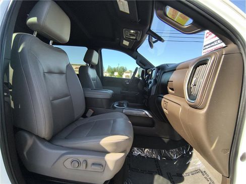 Used 2022 Chevrolet Silverado 2500 LTZ w/ LTZ Plus Package image 13