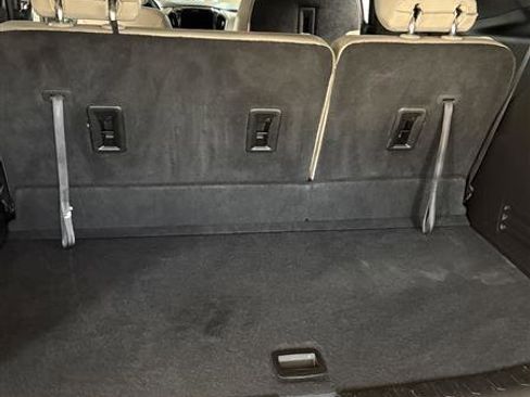 Used 2022 Chevrolet Traverse LT image 18