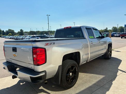 Used 2017 Chevrolet Silverado 1500 LT w/ Texas Edition AWD/4WD image 5