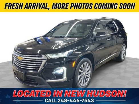 Used 2023 Chevrolet Traverse Premier AWD/4WD image 1