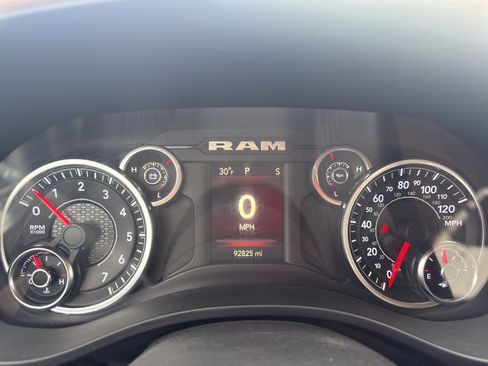 Used 2020 RAM 1500 Big Horn AWD/4WD image 19
