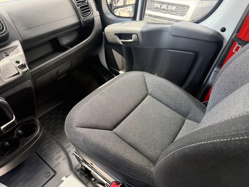 Used 2023 RAM ProMaster 3500 w/ Driver Convenience Group FWD image 19