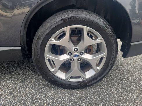 Used 2018 Subaru Forester 2.5i Touring AWD/4WD image 14