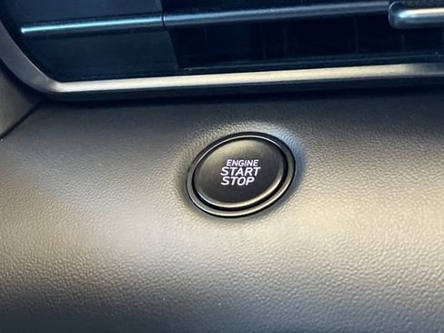 Certified 2025 Hyundai Elantra Sport FWD image 26