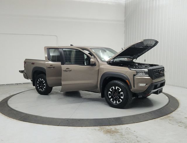 Used 2024 Nissan Frontier PRO-4X w/ Off-Road Protection Package AWD/4WD image 9