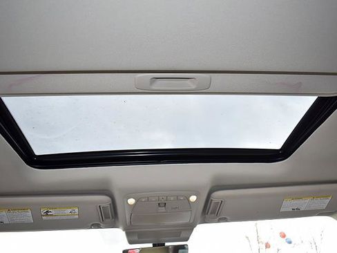 Used 2022 INFINITI QX80 Premium Select w/ All-Season Package image 8