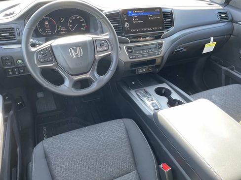 Certified 2025 Honda Ridgeline Sport+ image 13