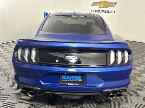 Used 2022 Ford Mustang GT RWD image 4