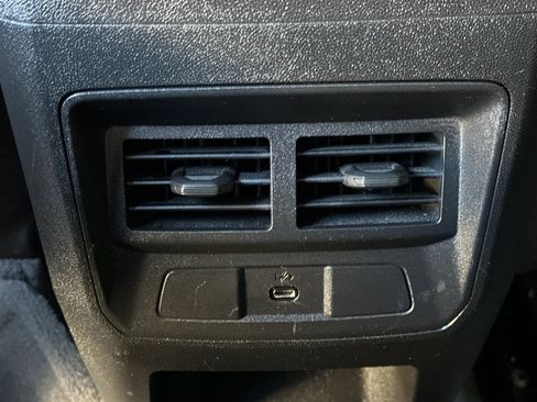 Certified 2024 Chevrolet Colorado LT w/ LT Convenience Package image 15